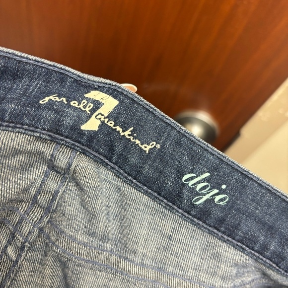7 For All Mankind Cropped Dojo Jeans - Picture 12 of 14